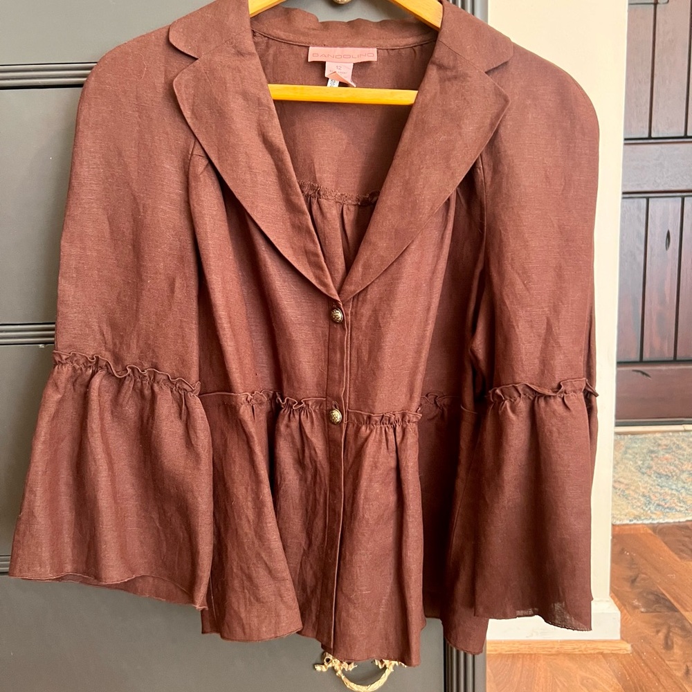 Bandolino Chocolate Brown Ruffled Top NWOT